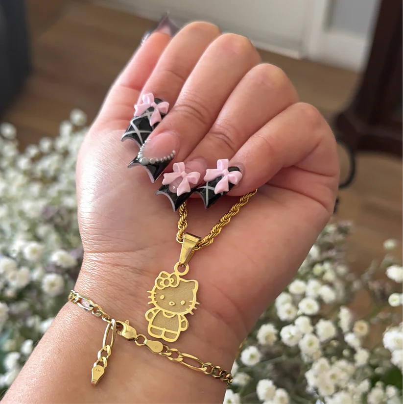 Hello Kitty Pendant Necklace