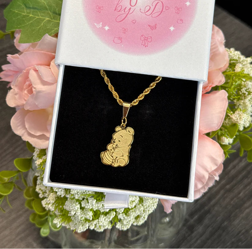 Winnie Pendant Necklace