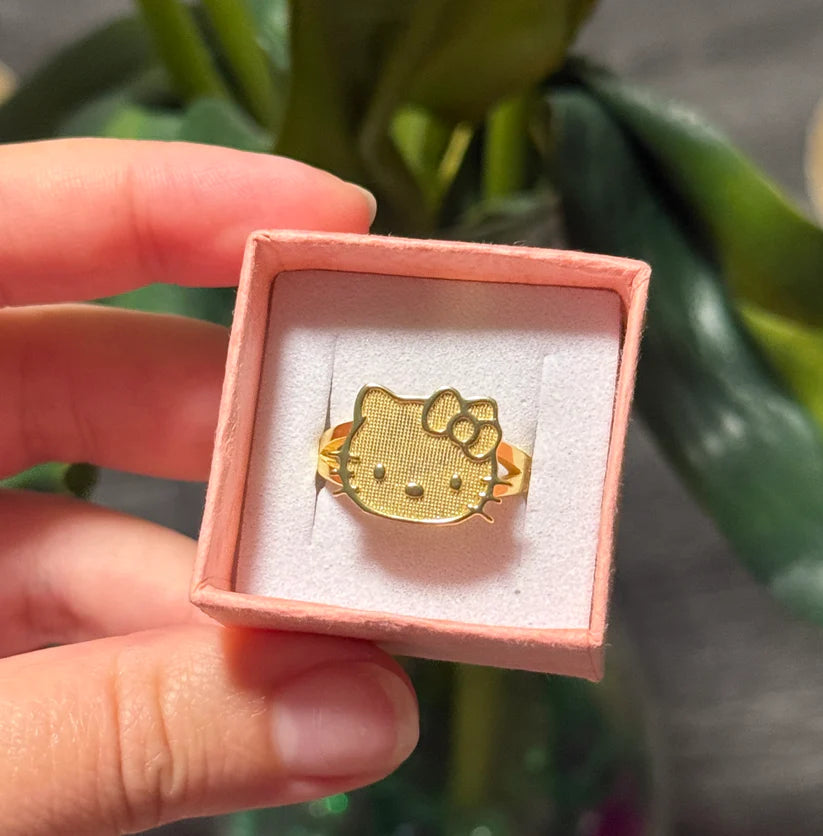 Hello Kitty Face Ring